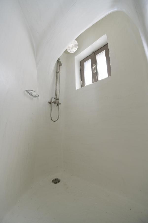 Astrea Suites "Ostria Cave Villa-Outdoor Jacuzzi" Ия Экстерьер фото