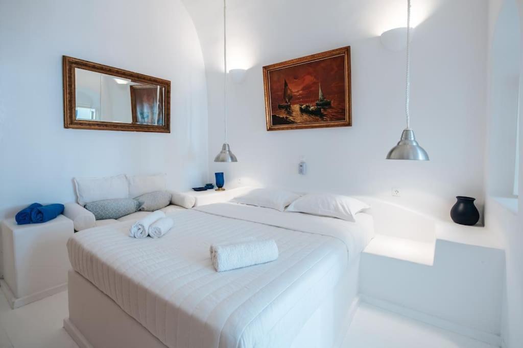Astrea Suites "Ostria Cave Villa-Outdoor Jacuzzi" Ия Экстерьер фото